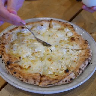 クアトロフォルマッジ(Pizzeria da Torachici （ピッツェリア ダ トラキチ）)
