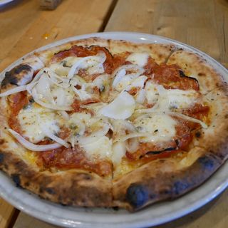 チポッラ　エ　サラーメ(Pizzeria da Torachici （ピッツェリア ダ トラキチ）)