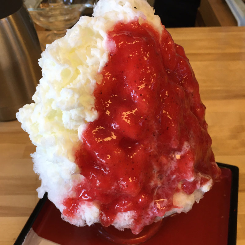 スーパーひみつのいちごみるく(ひみつ堂 )