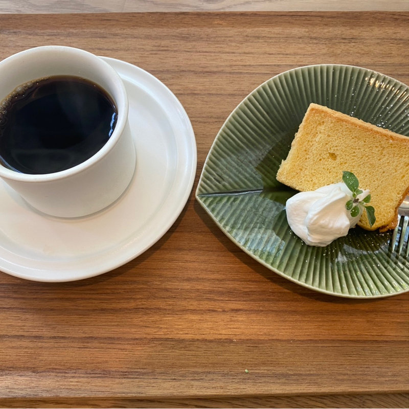 シフォンケーキ(Relish食堂)