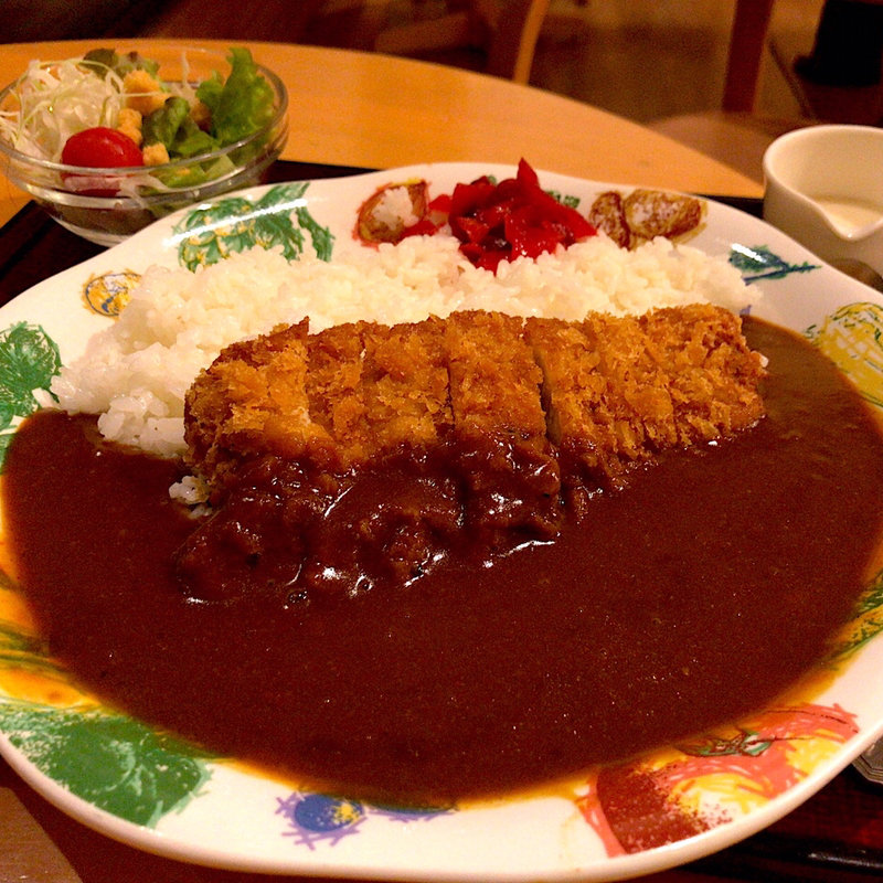 カツカレー(ホテルヒルズ 新冠温泉レ・コードの湯)