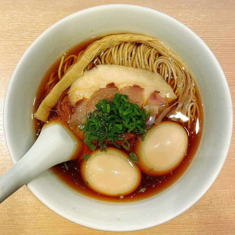 醤油らぁ麺(らぁ麺　はやし田)