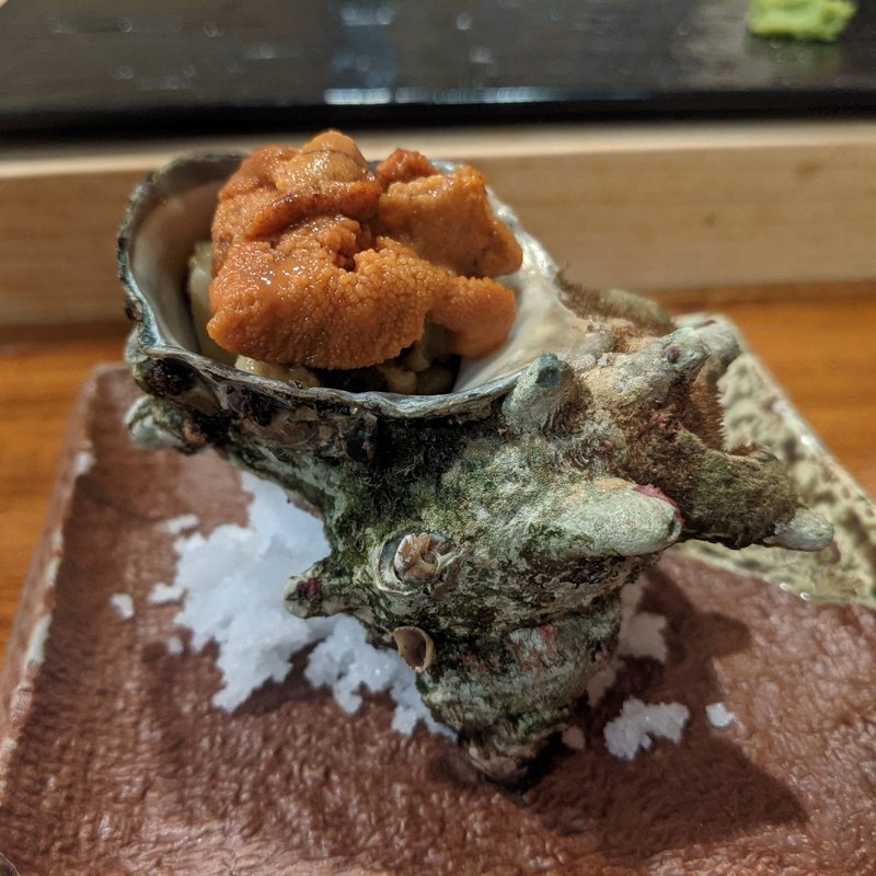 サザエのつぼ焼き(鮨 波づき)