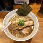 背脂煮干しそば(拉麺瑞笑)