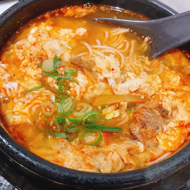 ユッケジャンラーメン（ハーフ）(白李 燦 本通店 （ハクリ サン）)