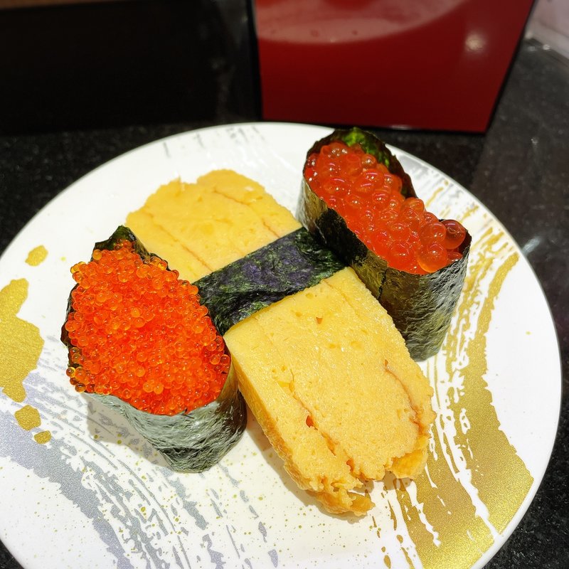 玉子三貫(寿司活 ＧＥＭＳ中目黒店)
