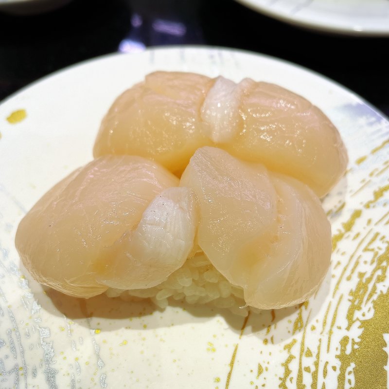 生ほたて(寿司活 ＧＥＭＳ中目黒店)