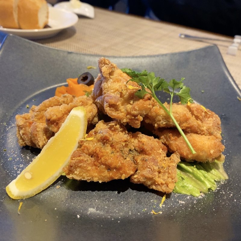 若鶏のフリット 香草風味 ヒマラヤのピンク岩塩で(グランノアール)