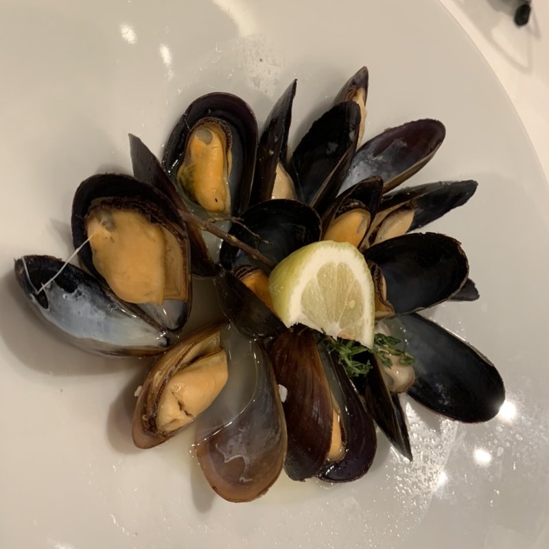 ムール貝のワイン蒸し(オイスターテーブル 上野店 （OysterTable）)