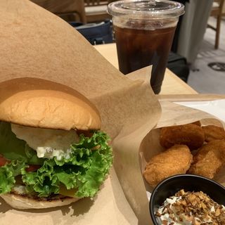 アボガドチーズバーガーセット(the 3rd Burger (ザ・サードバーガー)大手町店)