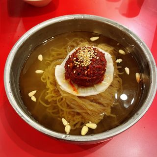 特製 黒冷麺(焼肉 冷麺 てっちゃん 中目黒店)
