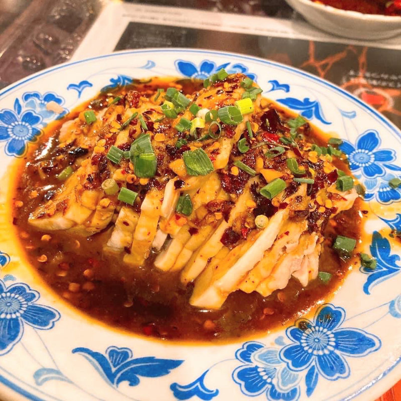 料理長おすすめ！ 鶏モモラー油山椒特製ソース和え物(知音食堂)