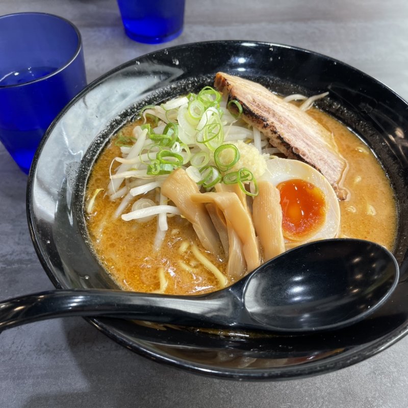 濃厚味噌らーめん(つけ麺　白虎 )