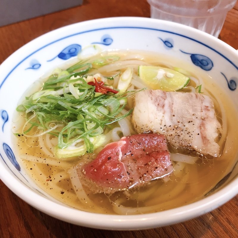 牛肉のフォー(the pig and the lady)