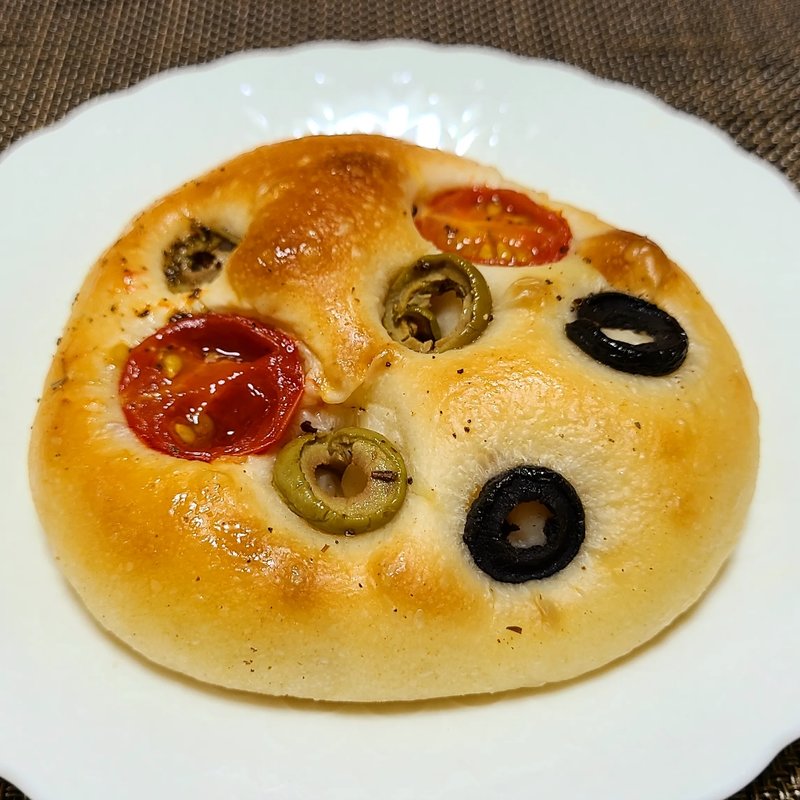 トマトとオリーブのフォカッチャ(BOUL'ANGE 池袋東武店)