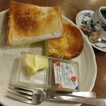 ■バタートーストセット(喫茶店 友路有 赤羽二号店 （トゥモロー）)