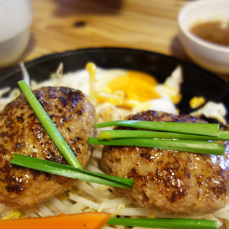 ダブルハンバーグセット8オンス(224g)(ビフテキ屋うえすたん 原店)