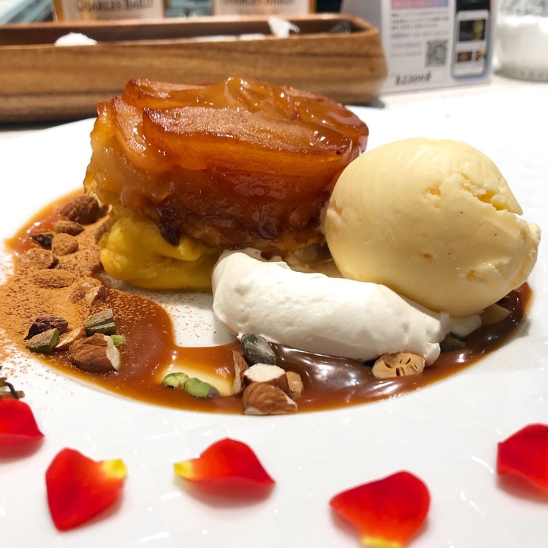 タルトタタン(ATELIER KOHTA 虎ノ門店)