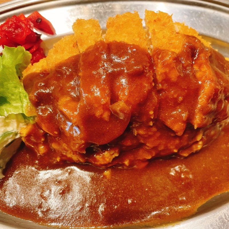 赤ピネライス(キッチンゴン 六角店)