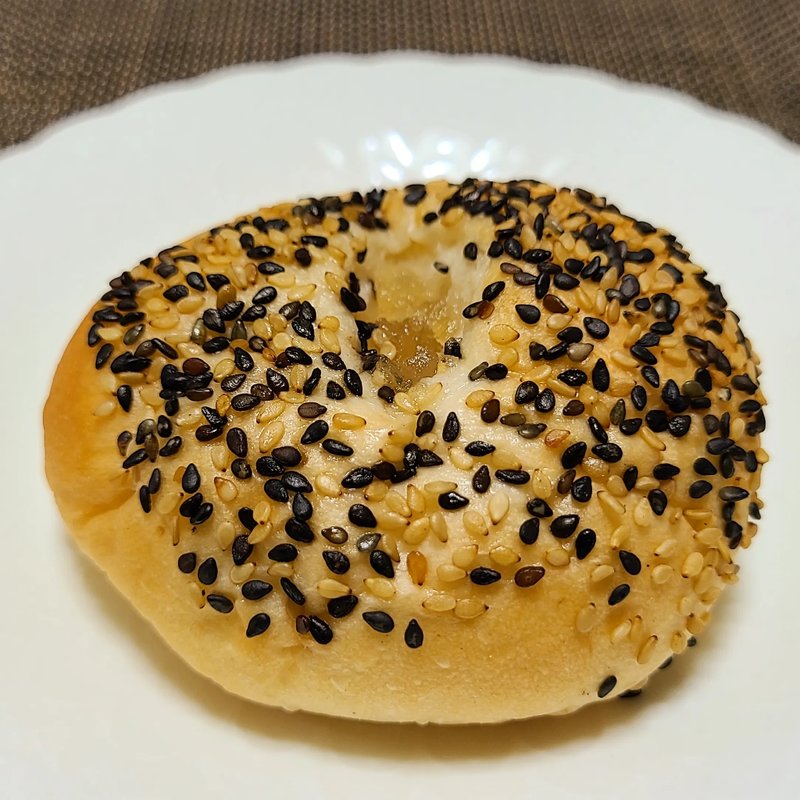 18周年記念ちょい足しあんぱん(石窯ぱん くりや)