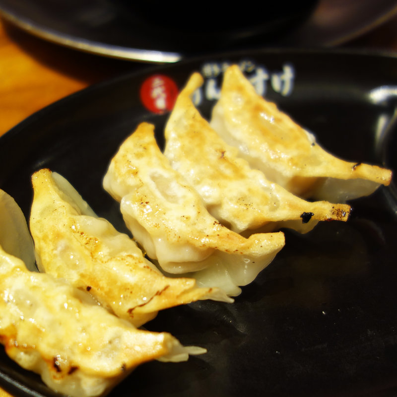 餃子(博多ラーメン 二代目けんのすけ 天神本店)