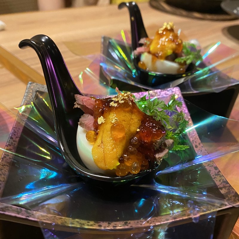 うにくら玉子のローストビーフ〜ワンスプーン盛り〜(NAGOYA MEAT STATION)