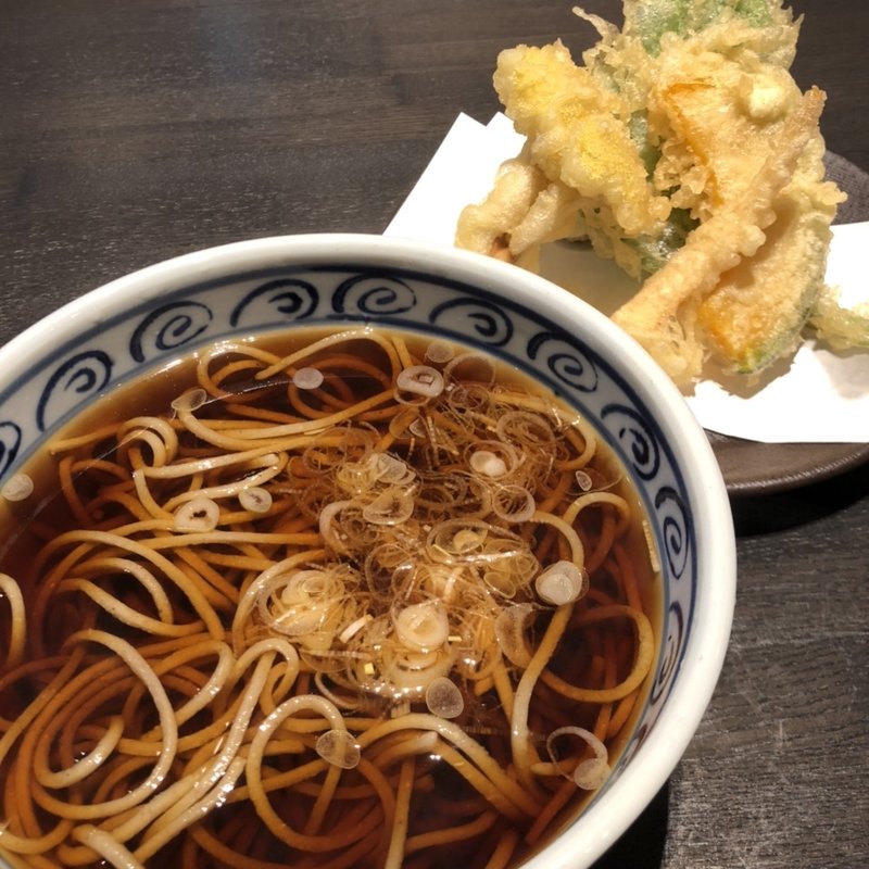 きのこ天そば(青山 川上庵)