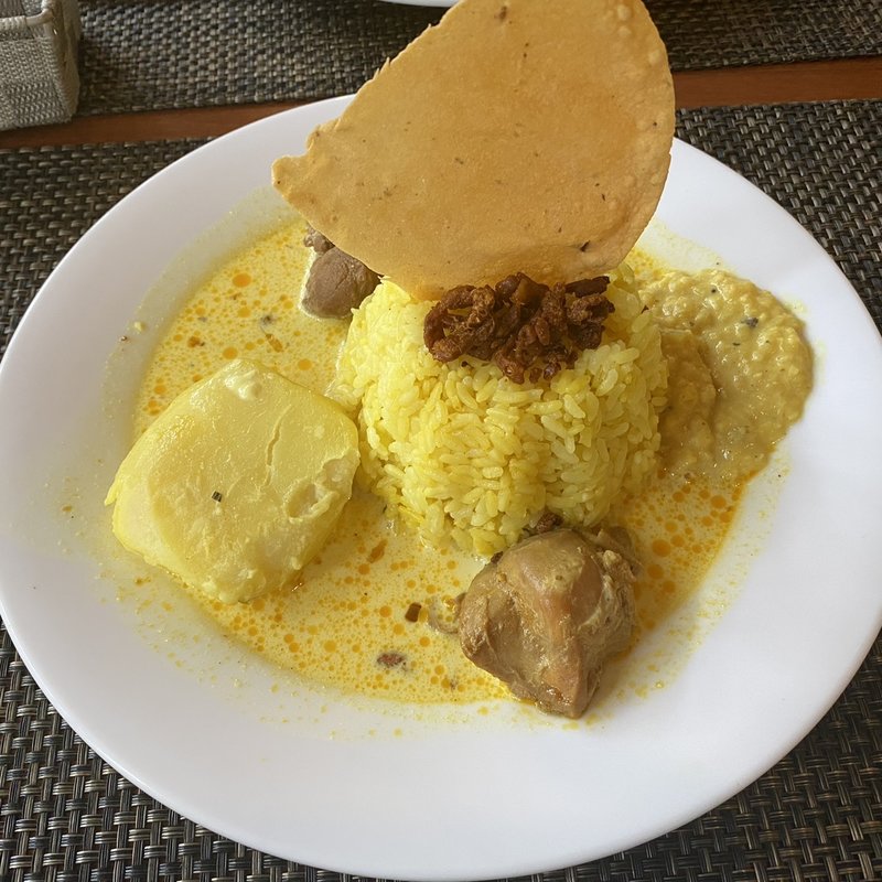 (オスアシリ アーユルヴェーダ ダイニング サロン （OSUASIRI AYURVEDA DINING SALON）)