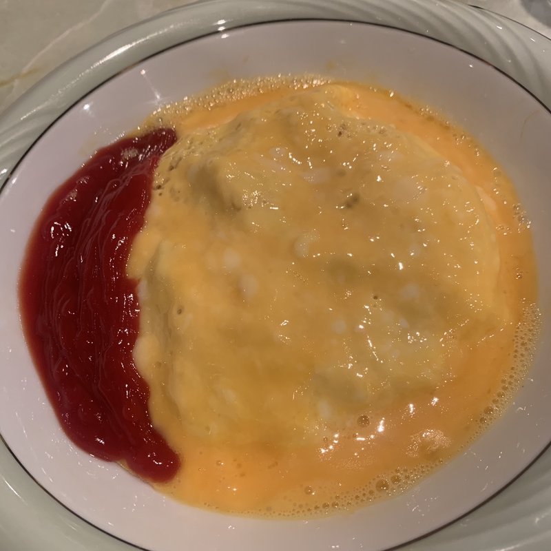 オムライス(喫茶ゆうらく)