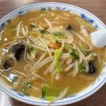 味噌ラーメン(食堂 多万里)