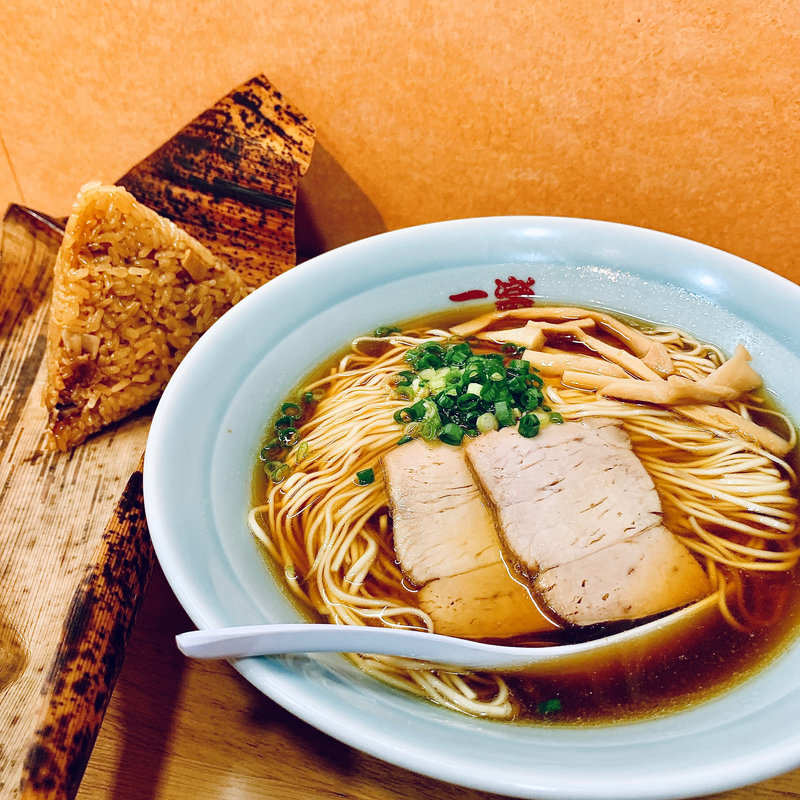 中華そば(並)(中華食堂 一楽 （イチラク）)