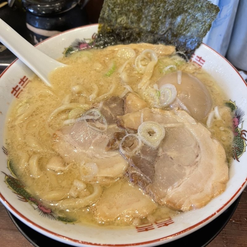 親だるまラーメン(だるま一家)