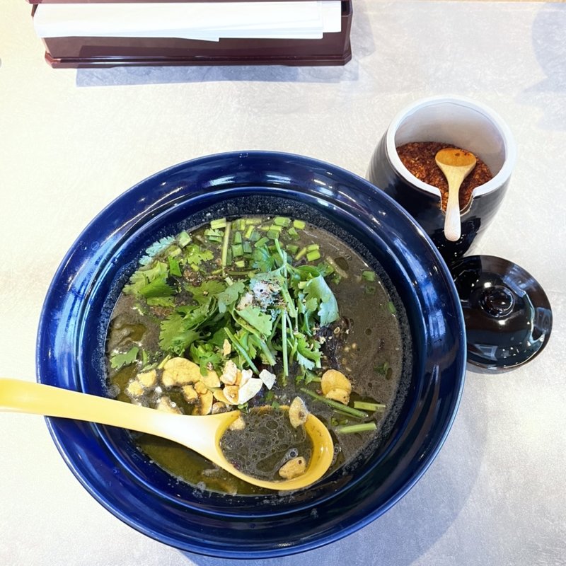 山椒味噌パクチー担々麺(田所商店 タンタンメン部)