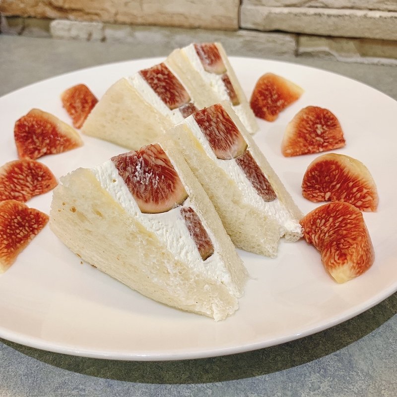 フルーツサンド（無花果）(フルーツパーラーみしま)