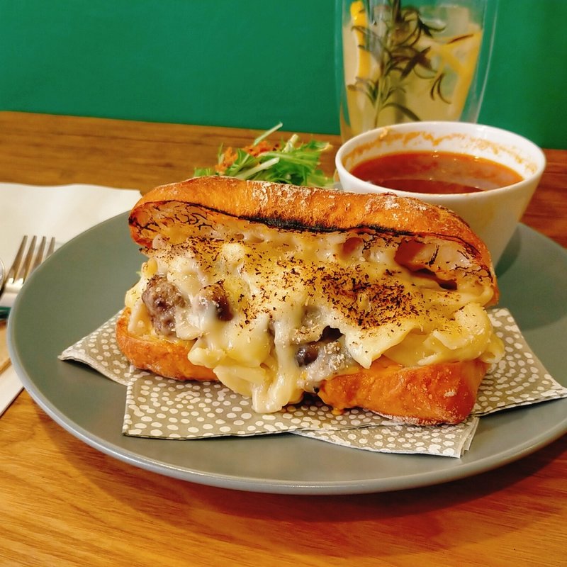 ミートボールグラタン(EN-DRESS SANDWICH)