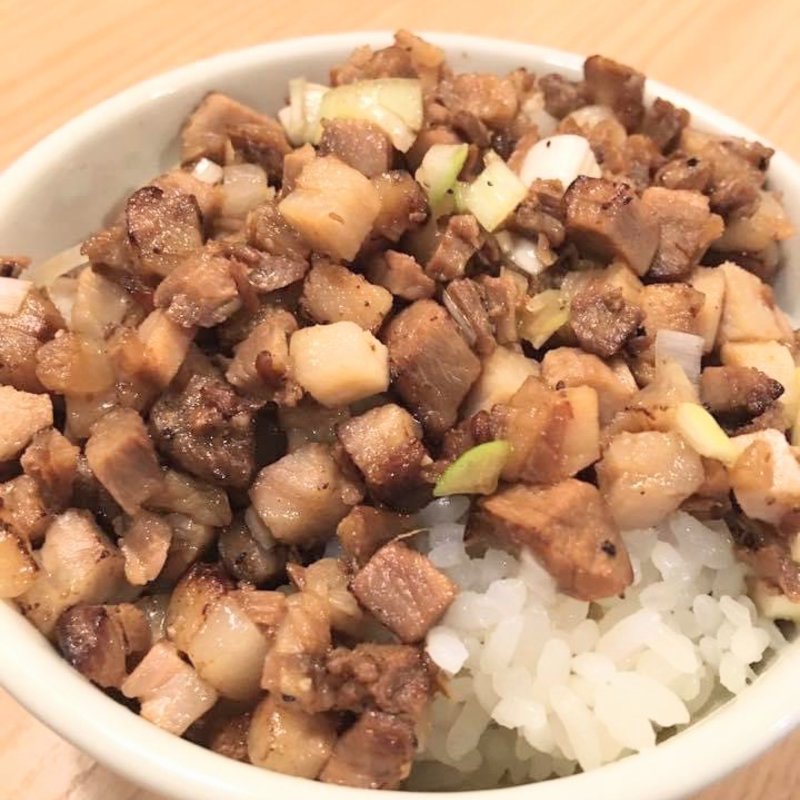 肉めし(煮干しそば流。)