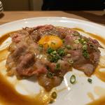 黒毛和牛のすきやき炙り