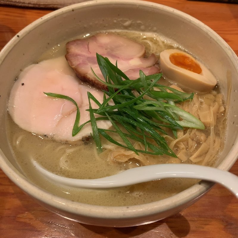 鶏チャーシュー麺(臥龍)