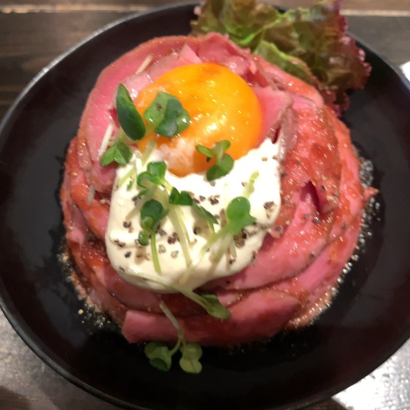 ローストビーフ丼(並)(レッドロック 原宿店)