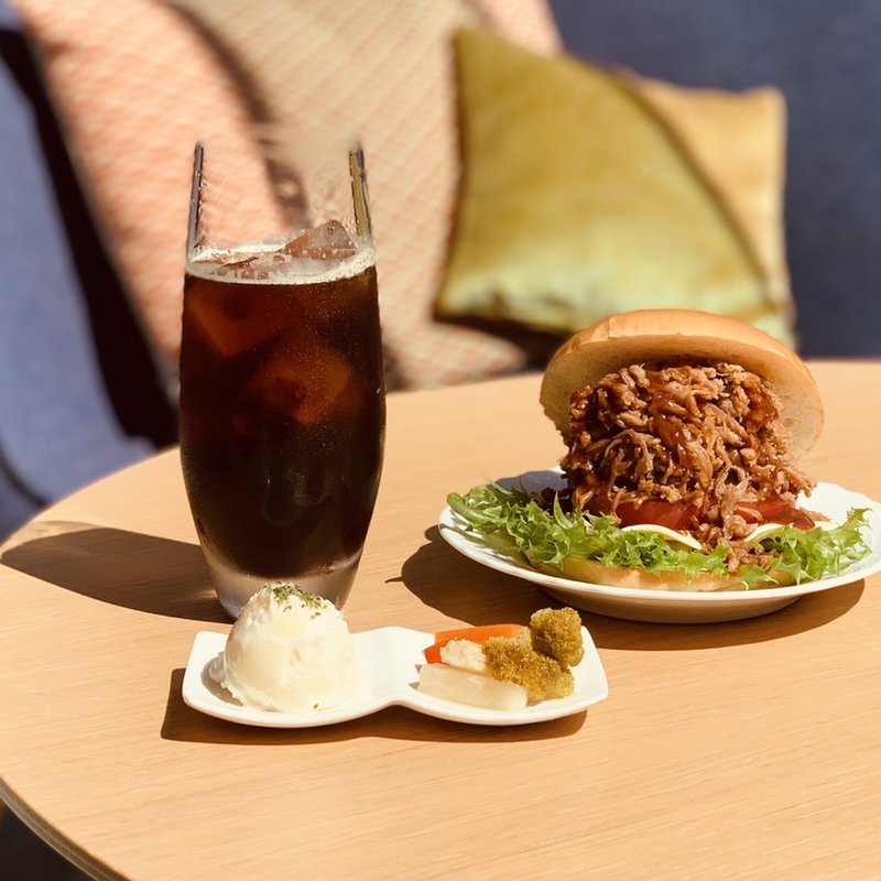 ハワイアンプルドポークバーガー(フアラライ)