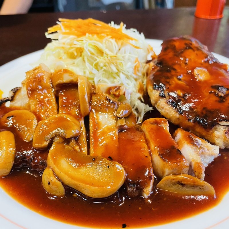 ハンバーグポークソテー(ハンバーグの店ベア )