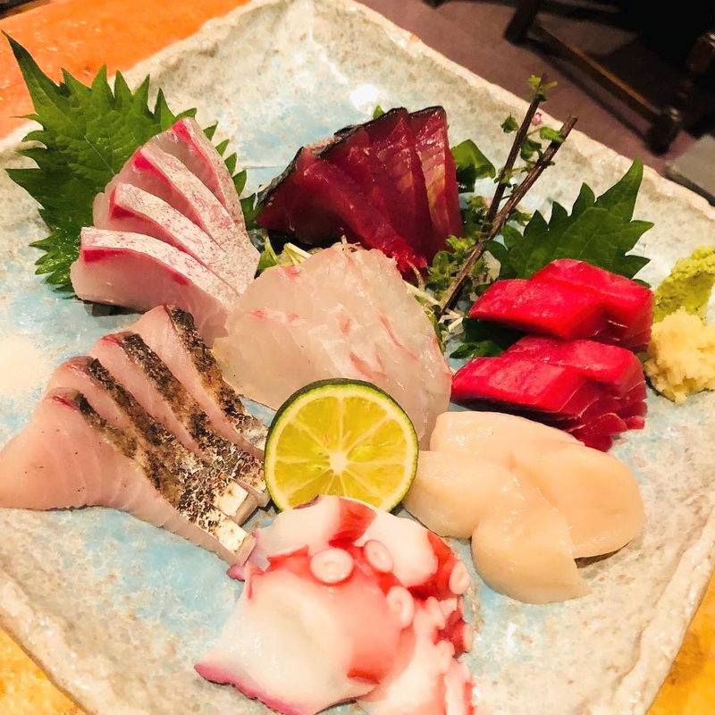 お刺身七点盛り(ビストロ三十五段屋)