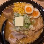 特製味噌豚骨(東京豚骨 背脂とんこつらーめん 雷門 門前仲町店)