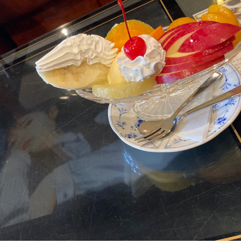 プリンアラモード(微巣登路 （びすとろ）)