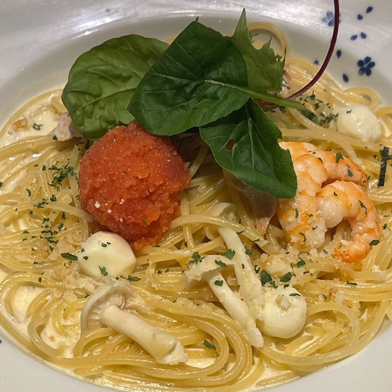 きのことサーモンとモツァレラチーズの明太子クリーム(洋麺屋五右衛門 イオンモール京都桂川店)