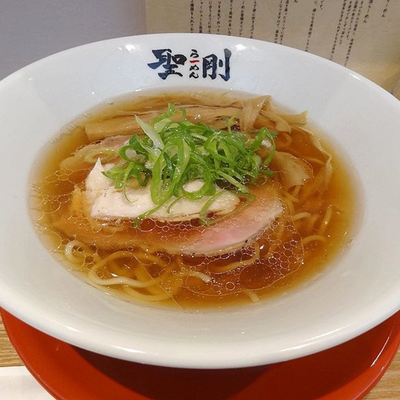 あごといりこの淡麗魚介醤油らーめん(らーめん聖剛 南船場店)