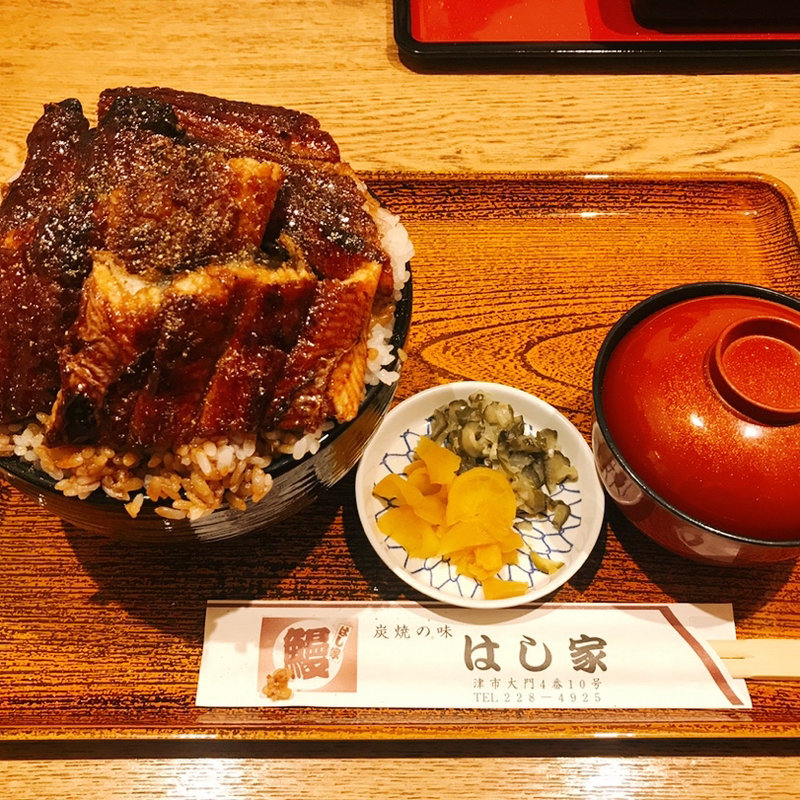 鰻丼特上のご飯多め(鰻はし家)