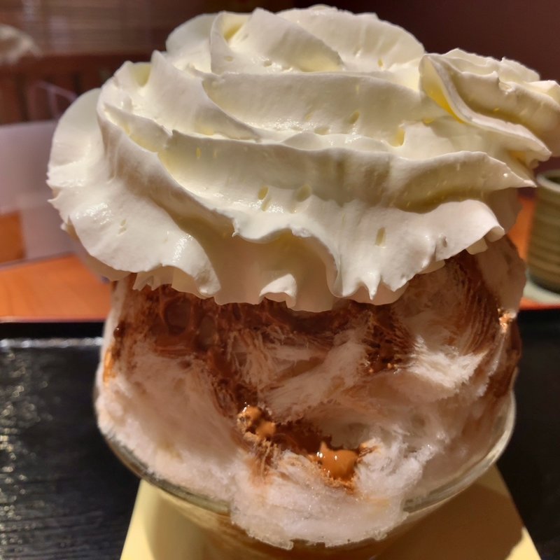 ダルゴナコーヒー(日本橋氷菓店)