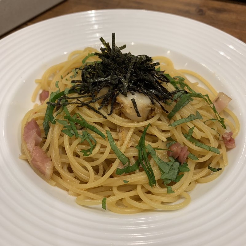 ほたてとベーコンのバター醤油パスタ(オリーブの丘 北本二ツ家店)