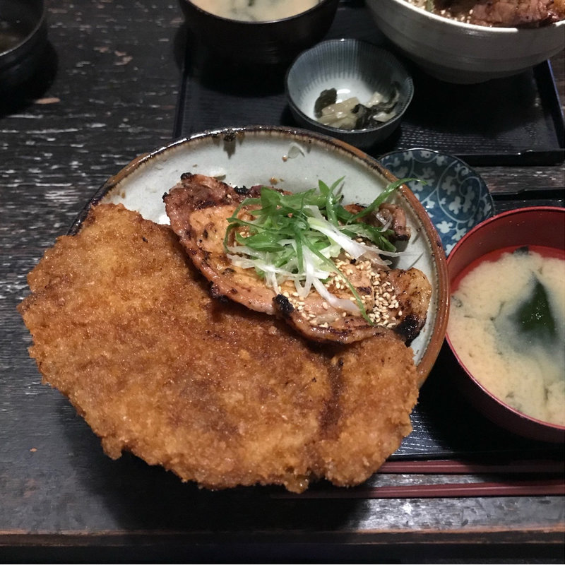 秩父名物！豚みそ丼(ちんばた )